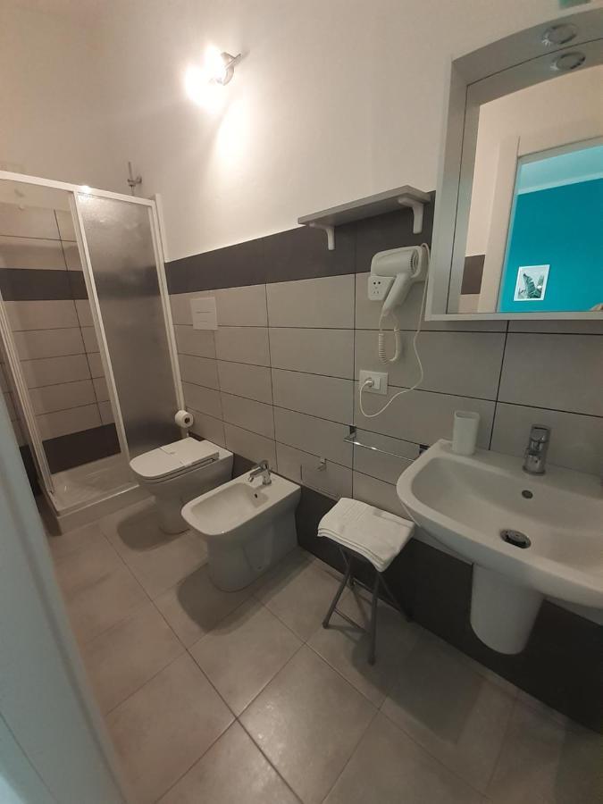 La Terrazza Del Sole Guest House Bosa Dış mekan fotoğraf