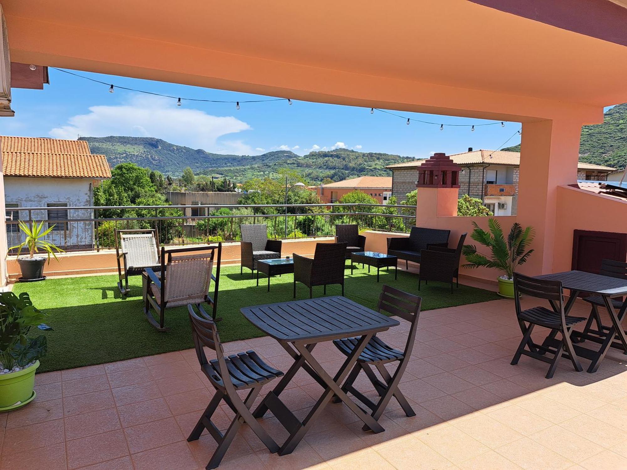 La Terrazza Del Sole Guest House Bosa Dış mekan fotoğraf